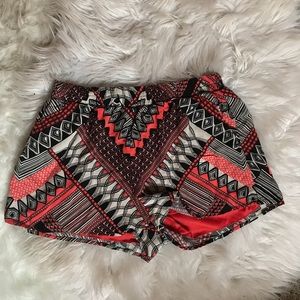 Cute patterned shorts from Francesca’s! Size L